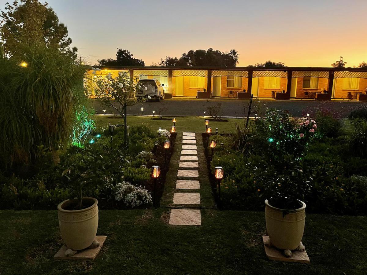Quirindi Sunflower Motor Inn Экстерьер фото