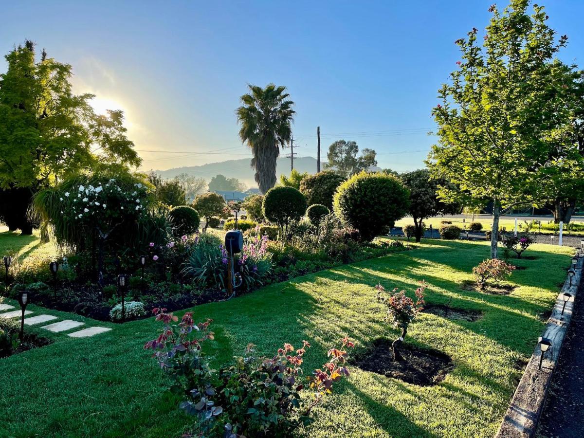 Quirindi Sunflower Motor Inn Экстерьер фото